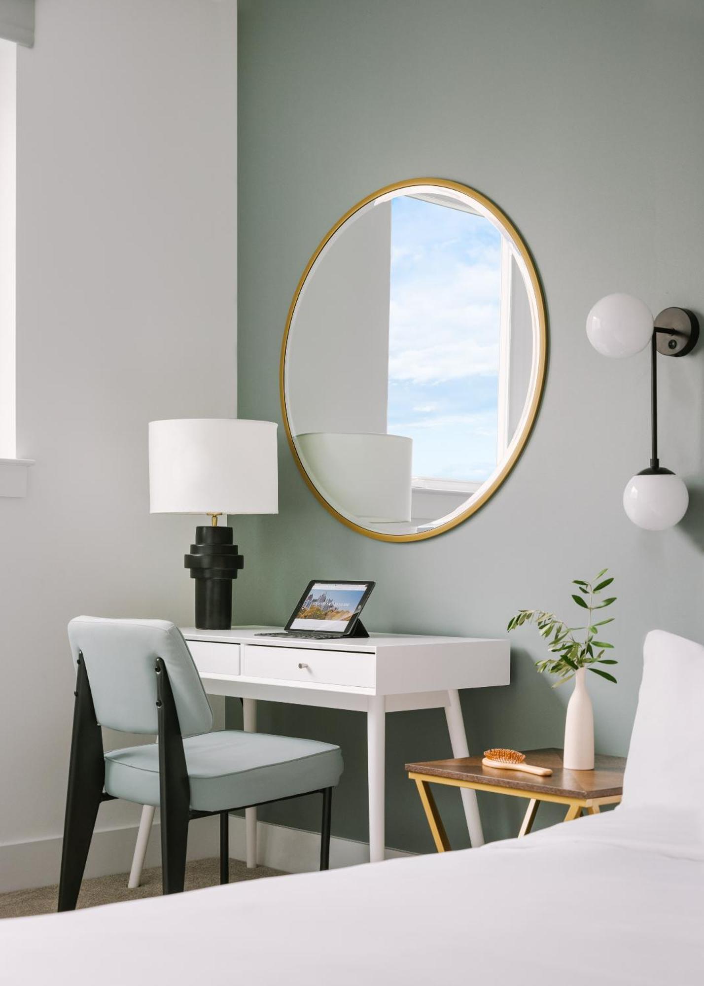 Sonder Midtown South 4*